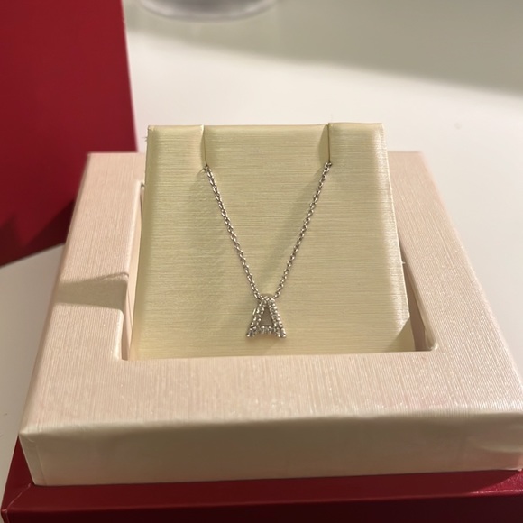 Roberto coin letter necklace - Picture 3 of 5